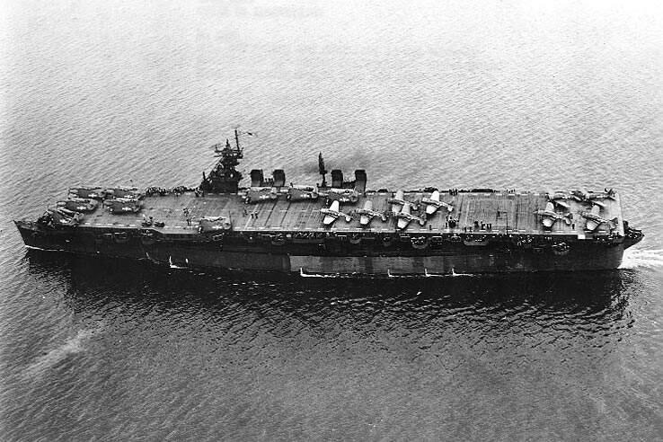 USS Independence, shown here in the San Francisco Bay, July 15, 1943. (USN - Official U.S. Navy photo 80-G-74433 now in the U.S. National Archives, Public Domain)