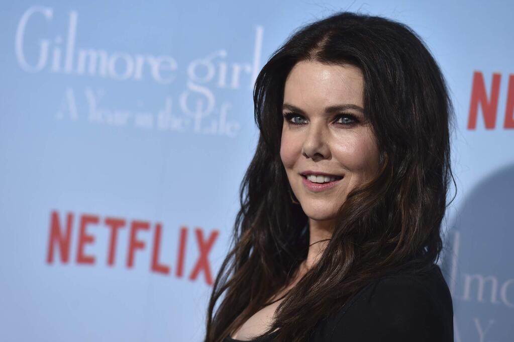 Lauren Graham arrives at the premiere of 'Gilmore Girls: A Year in the Life' on Friday, Nov. 18, 2016, in Los Angeles. (Photo by Jordan Strauss/Invision/AP)