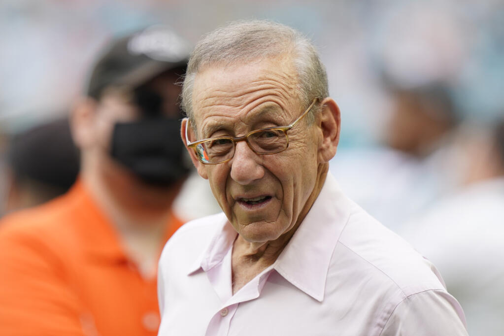 Dolphins owner Stephen Ross gestures at the end of a game against the Atlanta Falcons on Oct. 24, 2021, in Miami Gardens, Florida. (Wilfredo Lee / ASSOCIATED PRESS)