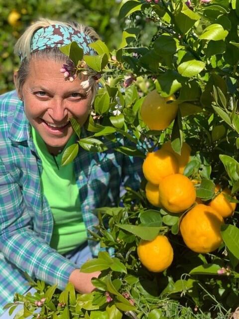 Duskie Estes, pictured here at Haystack Farm, is working to bring fresh produce to Sonoma Overnight Support (SOS) on a regular basis. (Photo: Farm to Pantry)