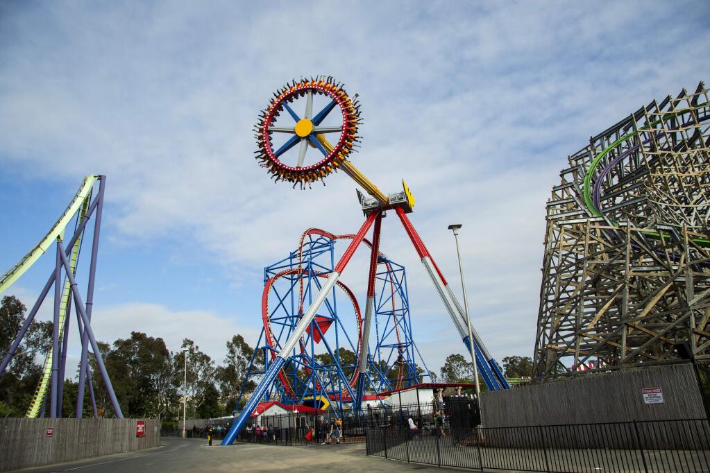 Six Flags Discovery Kingdom's new ride, Wonder Woman Lasso of Truth. Photo By: Greg Grudt/Mathew Imaging