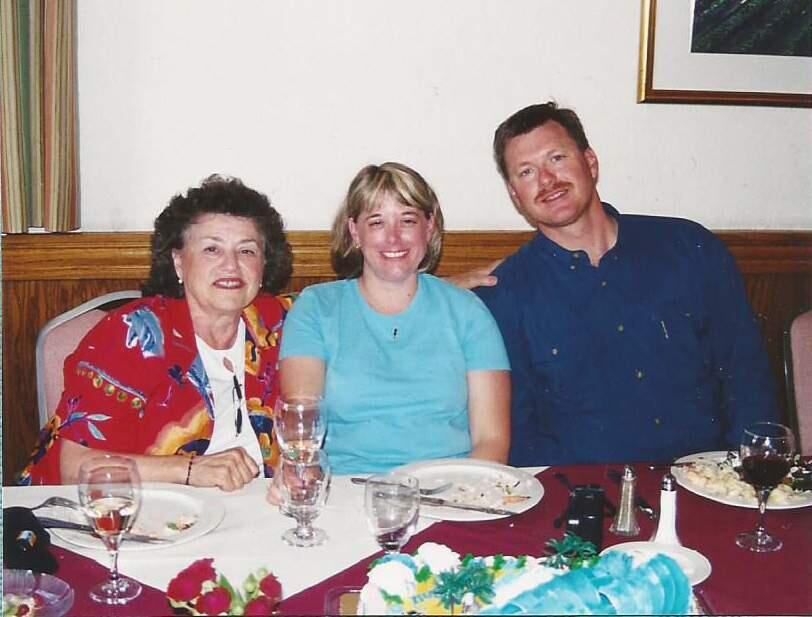 Dena Kelley with Cathy Midyett and Paul Kelley. (FAMILY PHOTO)