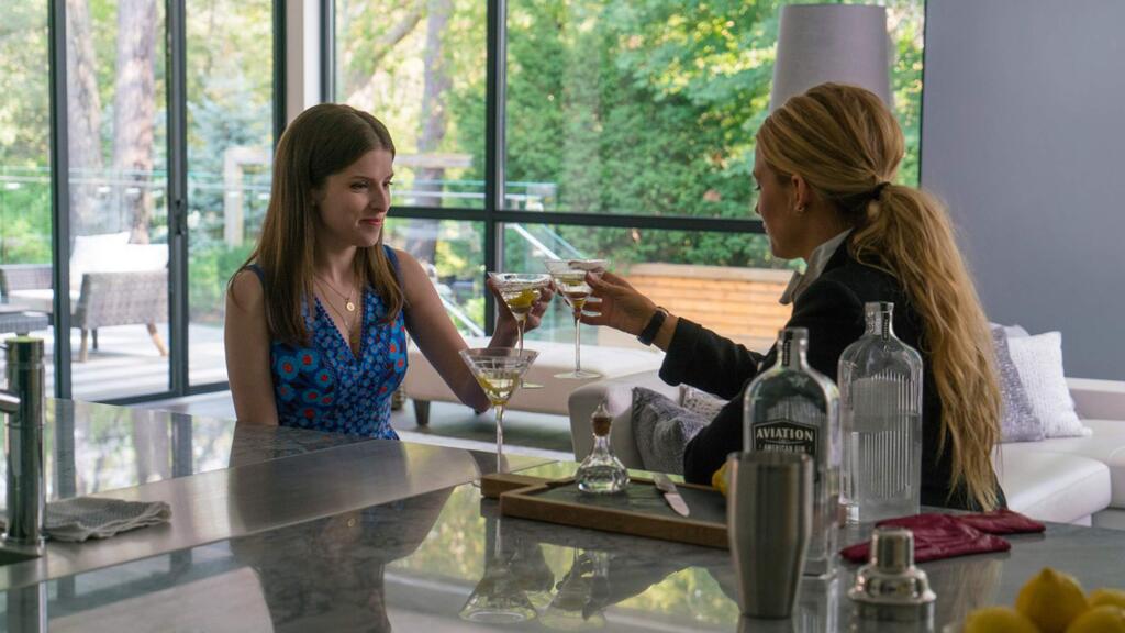 Anna Kendrick, left, as mommy blogger Stephanie who tries to uncover the truth about the disappearance of her best friend Emily(Blake Lively) from their small town in the mystery 'A Small Favor.' (Lionsgate)