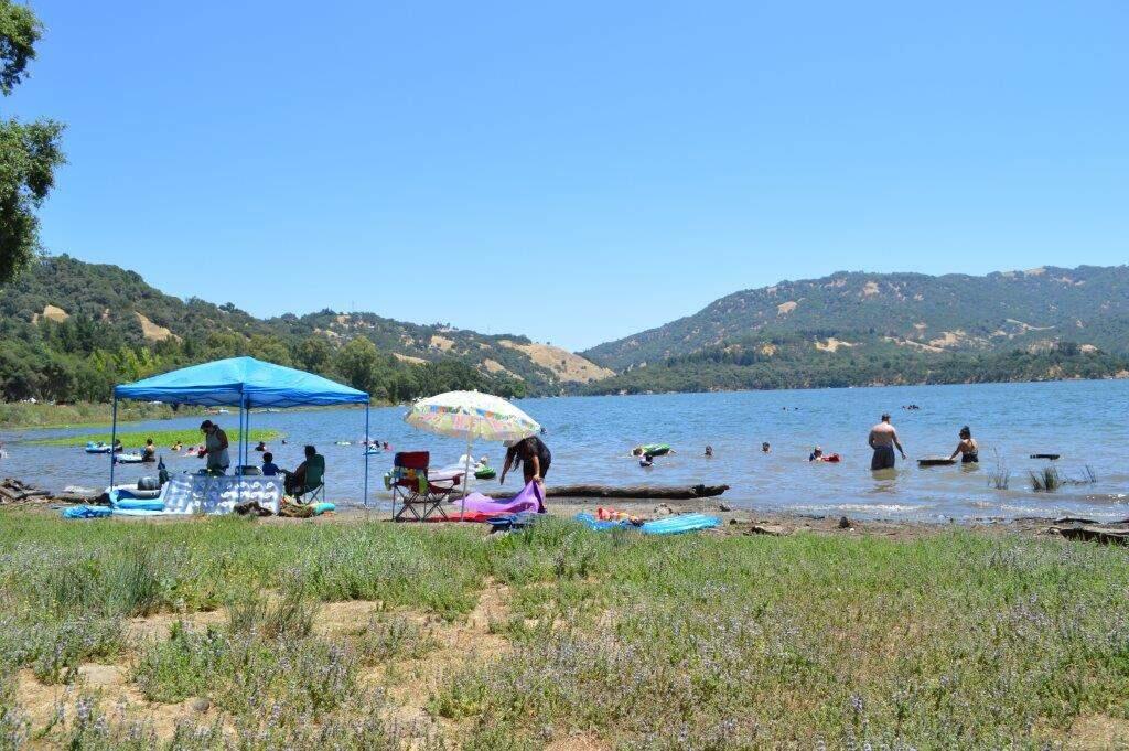 People enjoying Lake Mendocino Monday. (Photo by Glenda Anderson/The Press Democrat)