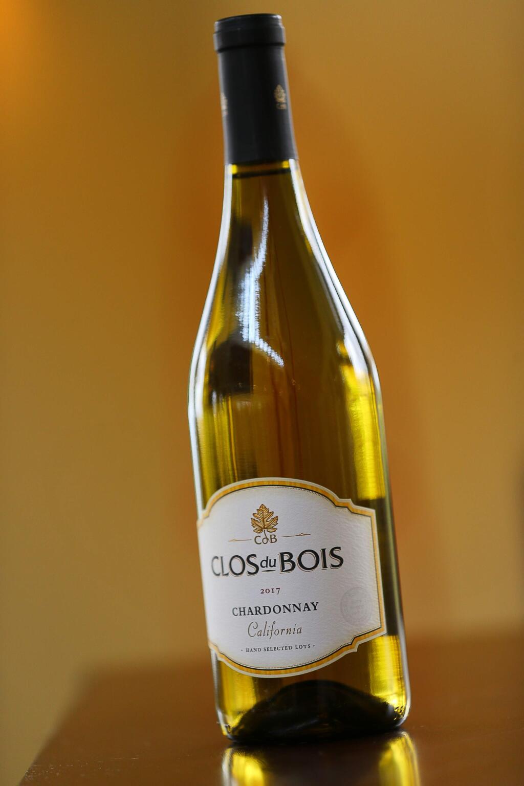 A bottle of Clos du Bois Chardonnay. (CHRISTOPHER CHUNG/ PD)