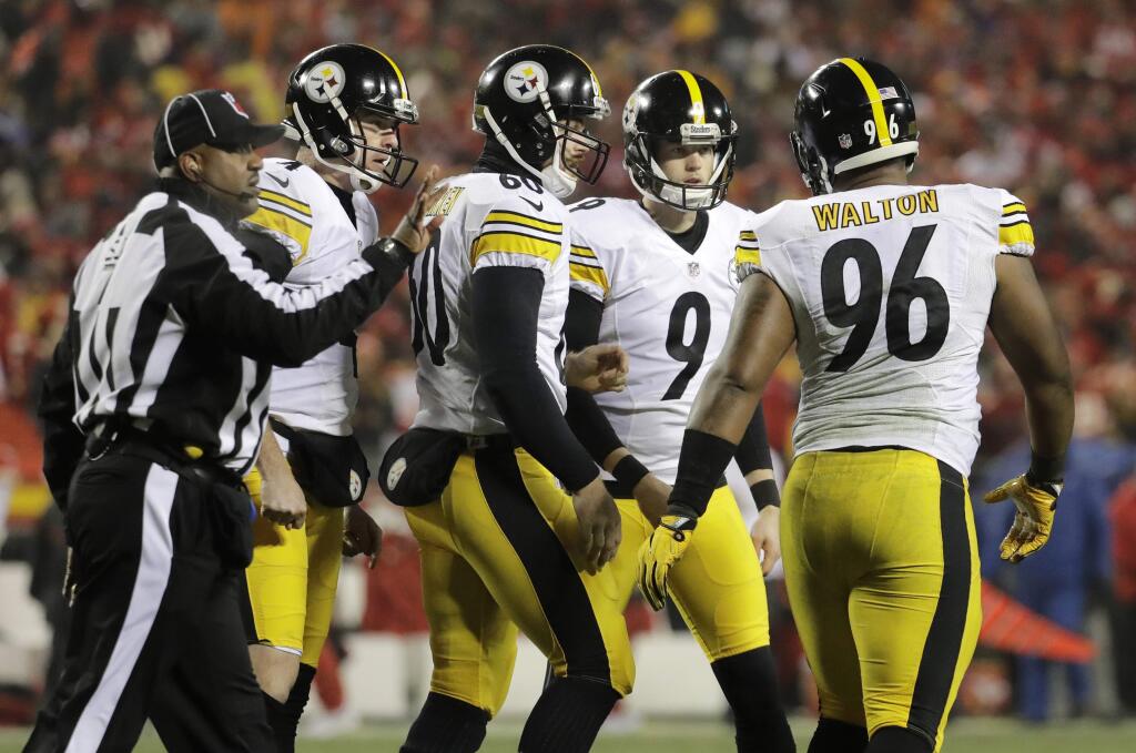 Pittsburgh Steelers kicker Chris Boswell (9) celebrates with teammates after kicking a 22-yard field goal during the first half of an NFL divisional playoff football game against the Kansas City Chiefs on Sunday, Jan. 15, 2017, in Kansas City, Mo. (AP Photo/Charlie Riedel)
