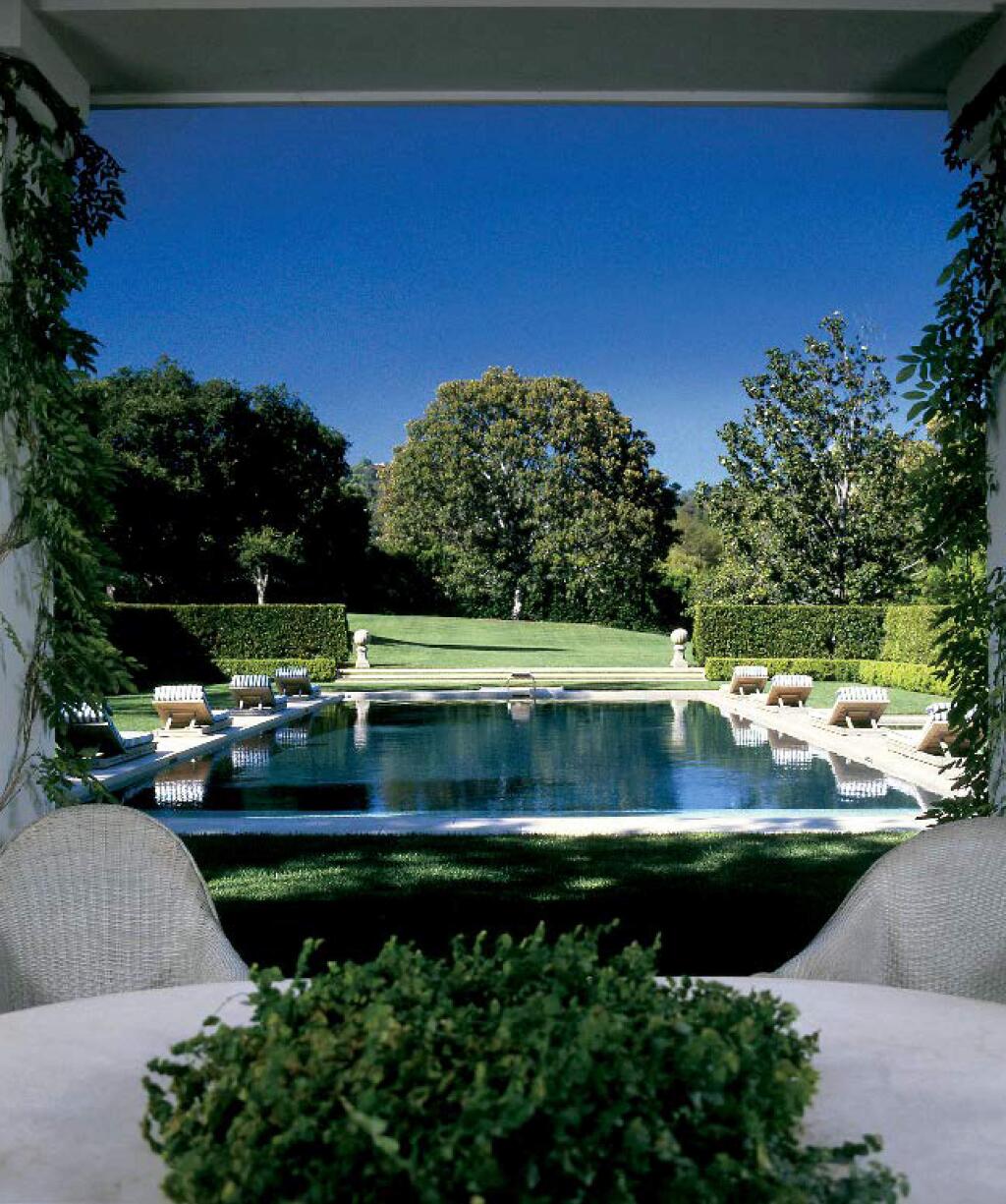 In a photo provided by Jeff Hyland, David Geffen paid $47.5 million for the Warner Estate in 1990. Setting a new high for a home sold in California, Bezos is paying $165 million for the Beverly Hills estate owned by David Geffen, the media mogul and co-founder of DreamWorks, according to two people familiar with the purchase. (Jeff Hyland via The New York Times) -- NO SALES; FOR EDITORIAL USE ONLY WITH NYT STORY CALIF BEZOS HOME BY CANDACE JACKSON FOR FEB. 14, 2020. ALL OTHER USE PROHIBITED. --