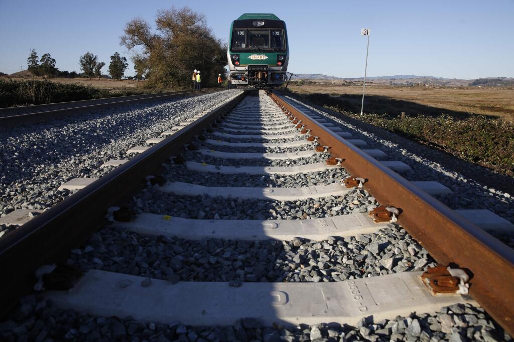 A SMART train sits stopped on the tracks during testing along a section of track in Novato on Tuesday, Nov. 3, 2015. (BETH SCHLANKER/ PD)