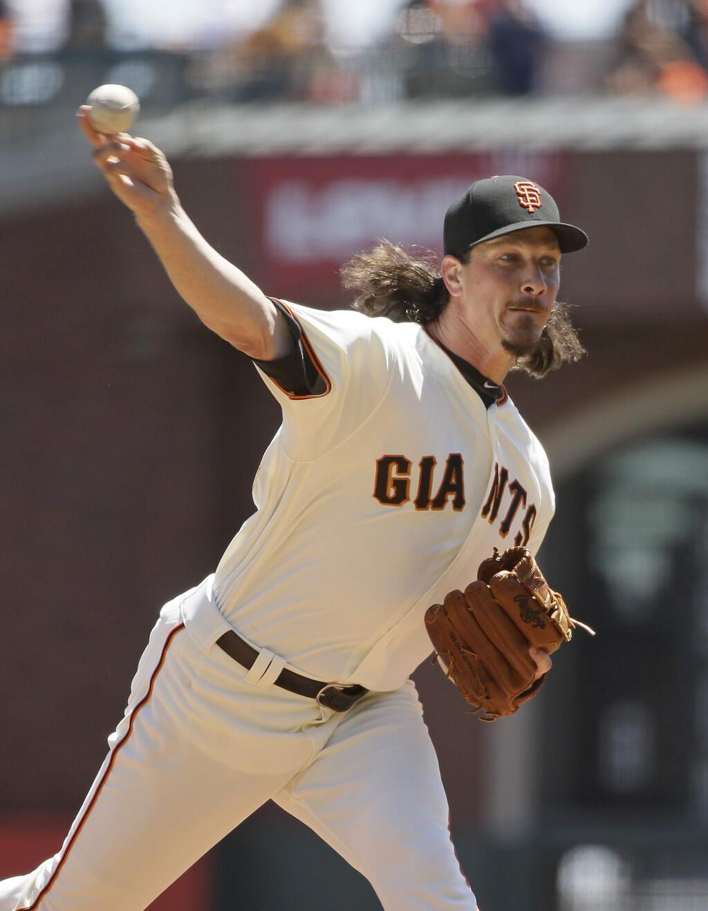 San Francisco Giants starting pitcher Jeff Samardzija works in the first inning against the Pittsburgh Pirates Wednesday, July 26, 2017, in San Francisco. (AP Photo/Eric Risberg)