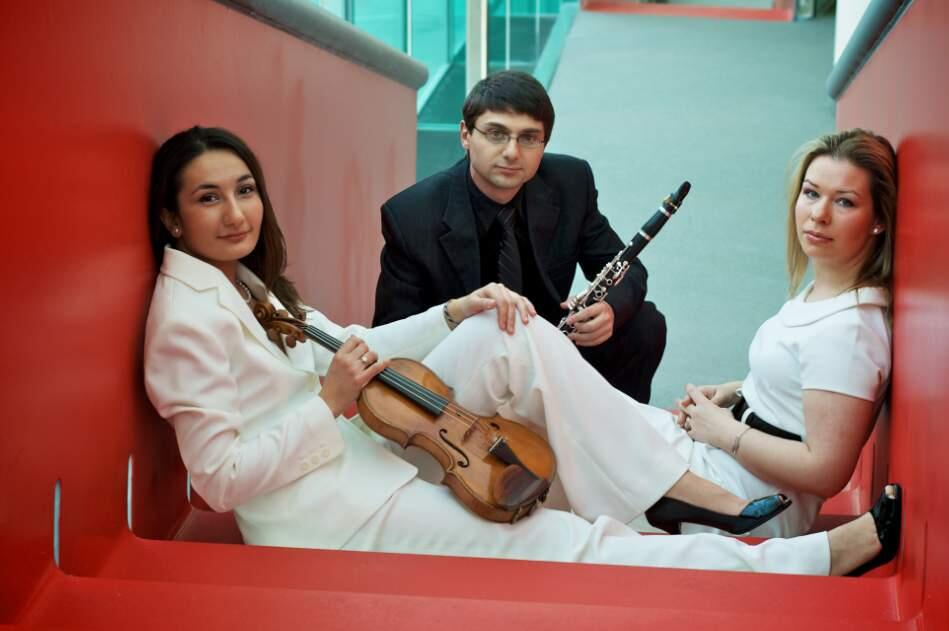 The Prima Trio was founded in 2004 while its members were studying at the Oberlin Conservatory of Music in Ohio.
