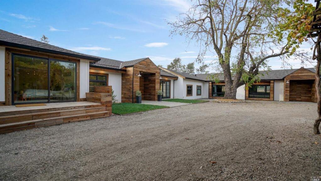 2530 Acacia Ave. is a 3 bedroom, 4 bathroom, 3,497-square-foot modern farmhouse on the market in Sonoma for $3,488,000. Take a peek inside. Property listed by Jennifer Parr/Sotheby's International Realty, sothebyshomes.com, 707-292-4641. (Courtesy of BAREIS MLS)