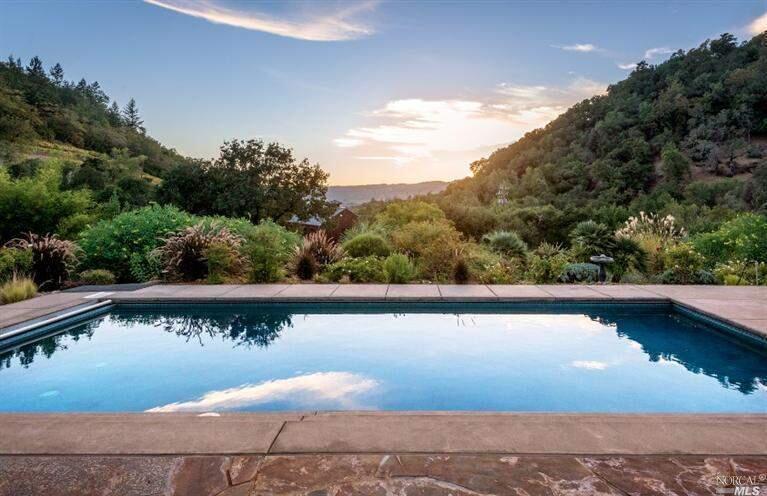 This vineyard estate at 18595 Lomita Ave, Sonoma is on the market for $12,000,000.