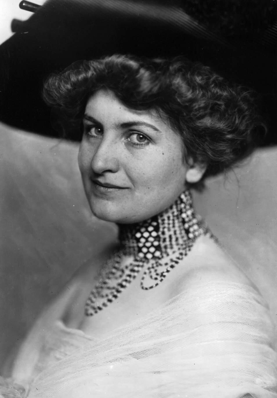 Fall in love with Alma Mahler, aka, the Outrageous Muse