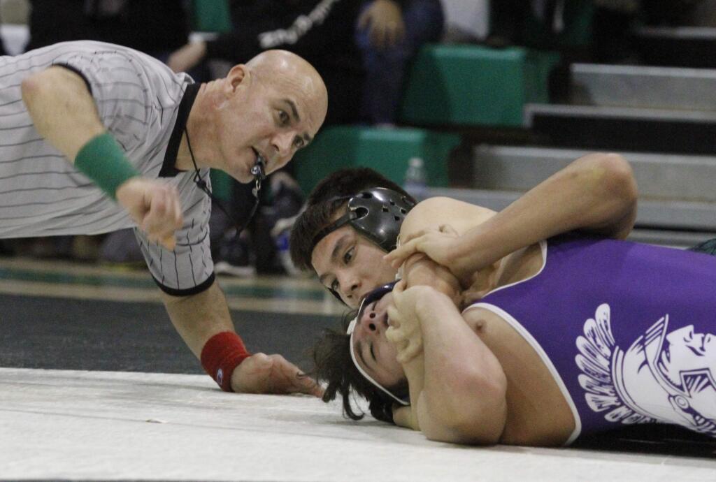 Bill Hoban/Index-TribuneSonoma's Noah Bartolome locks down an opponent in the recent Sonoma County League meet. Bartolome was sixth in the North Coast Section meet this past weekend.