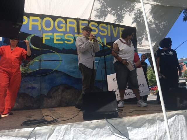 Attila Nagy speaks at the Progressive Festival at Walnut Park in Petaluma on Sunday, July 31, 2016. (BILL SWINDELL/ PD)