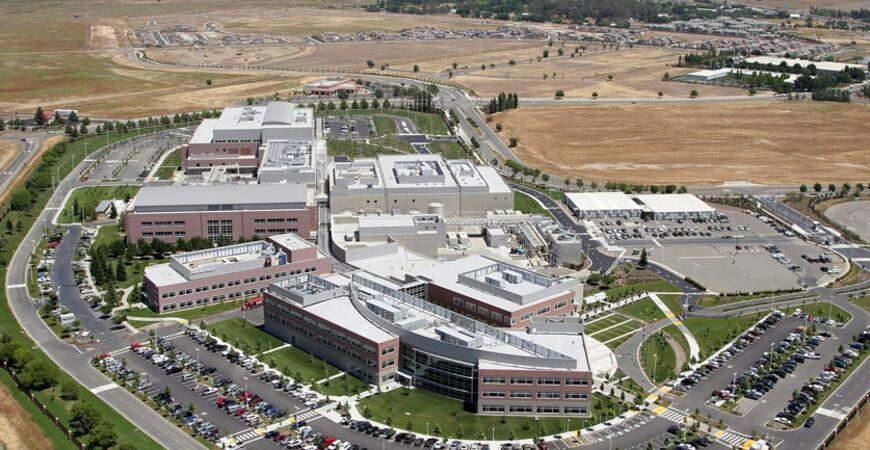 Genentech's Vacaville campus on May 16, 2008 (COURTESY OF OVERAA CONSTRUCTION)