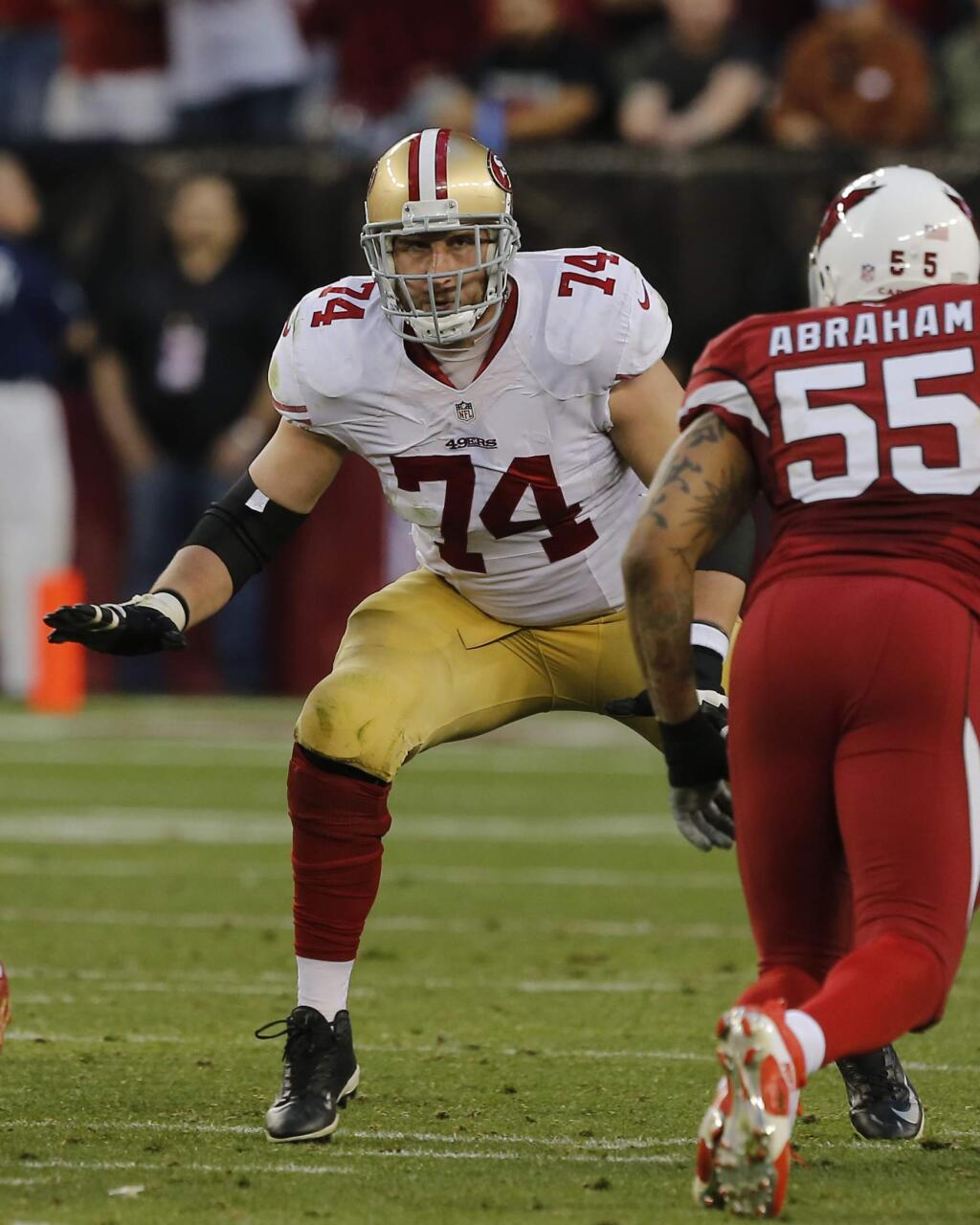 San Francisco 49ers tackle Joe Staley (74) against the Arizona Cardinals during the first half of an NFL football game, Sunday, Dec. 29, 2013, in Glendale, Ariz. (AP Photo/Rick Scuteri)