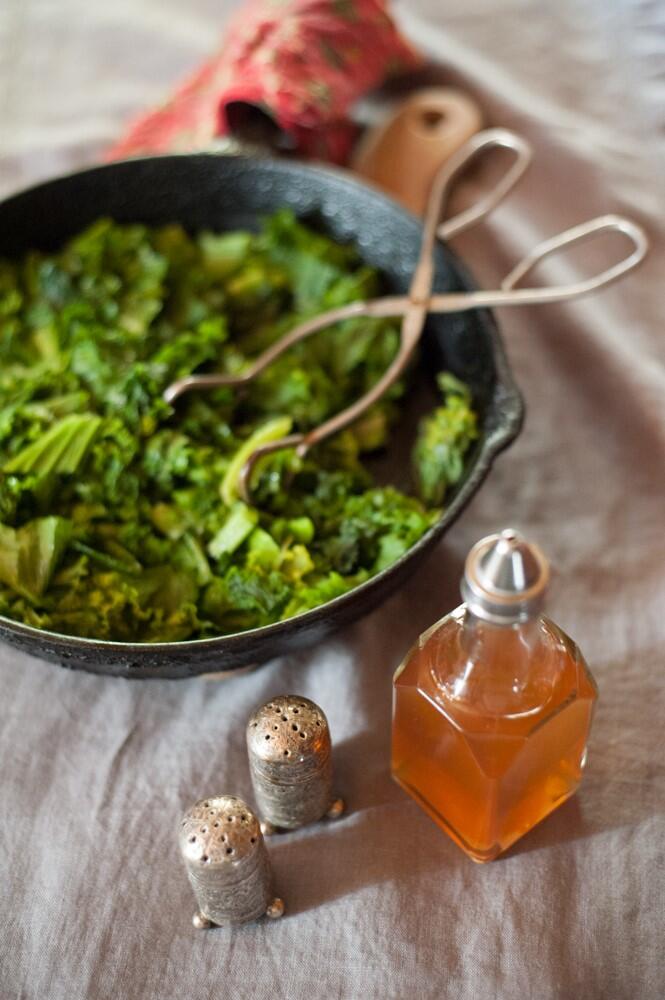 Braised Mustard Greens (Liza Gershman, from “The Good Cook’s Book of Mustard.” )