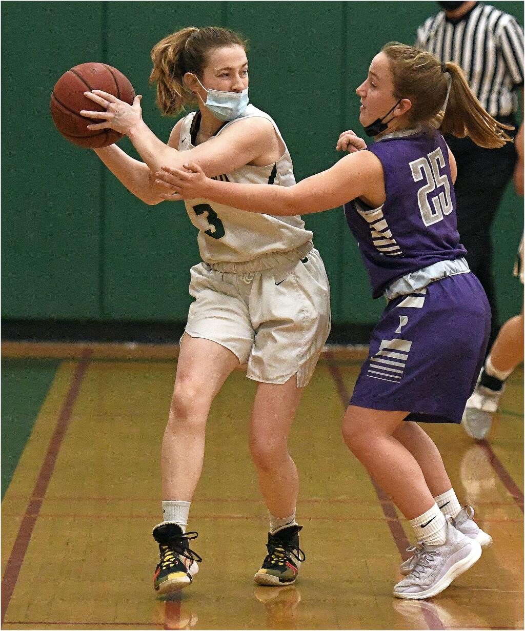 AJ Harris (3) gave Casa Grande outside scoring punch and was named the Vine Valley Athletic League MVP. (SUMNER FOWLER / FOR THE ARGUS-COURIER)