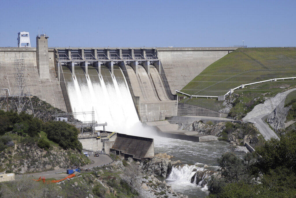 A ballot initiative backed by agricultural interests would sequester a portion of the state budget for dams and other water projects that traditionally have been paid for by the beneficiaries. (RICH PEDRONCELLI / Associated Press)