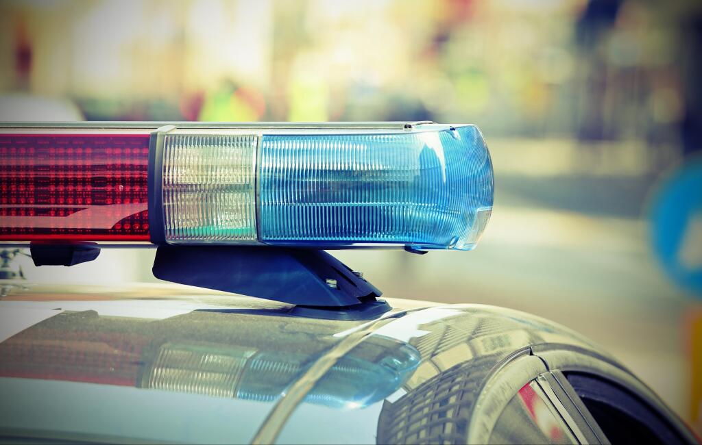 An OnStar tracking system led police to a stolen car arrest. (Shutterstock)