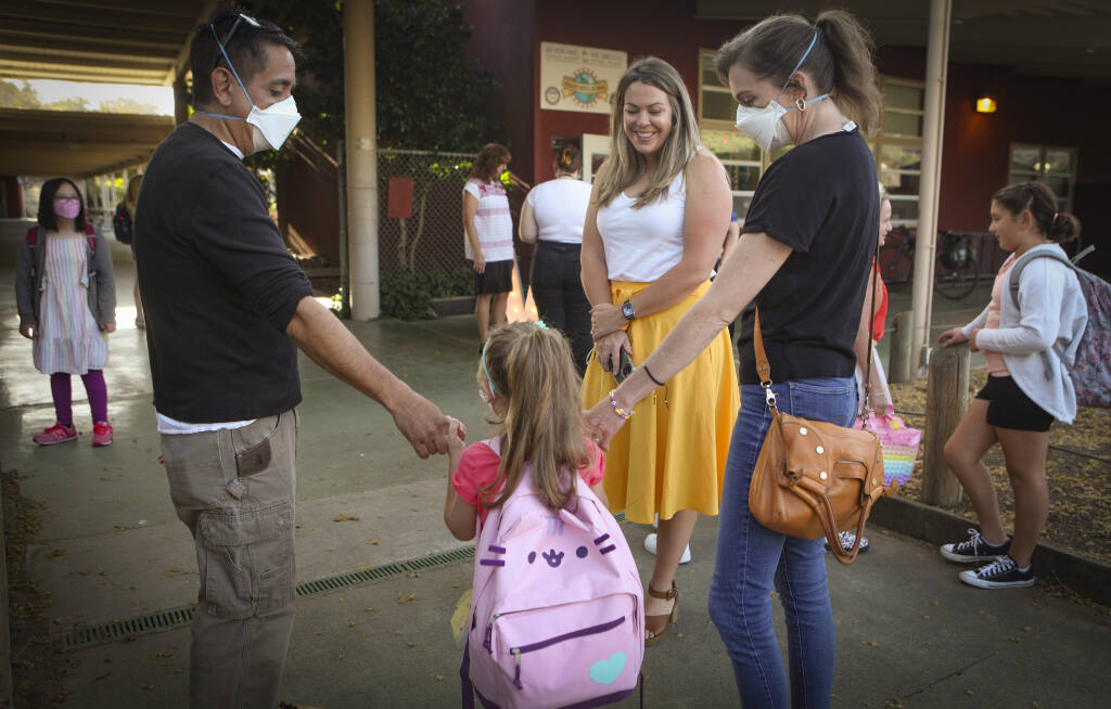 Students of Valley Vista Elementary School returned to school on Tuesday, August 16, 2022. The new principal, Jaime Buschman, was there to greet families as they dropped off their kids._Petaluma, CA, USA._(CRISSY PASCUAL/ARGUS-COURIER STAFF)